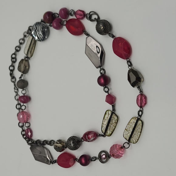 Magenta/Gunmetal Gray Necklace -22" - Picture 5 of 6